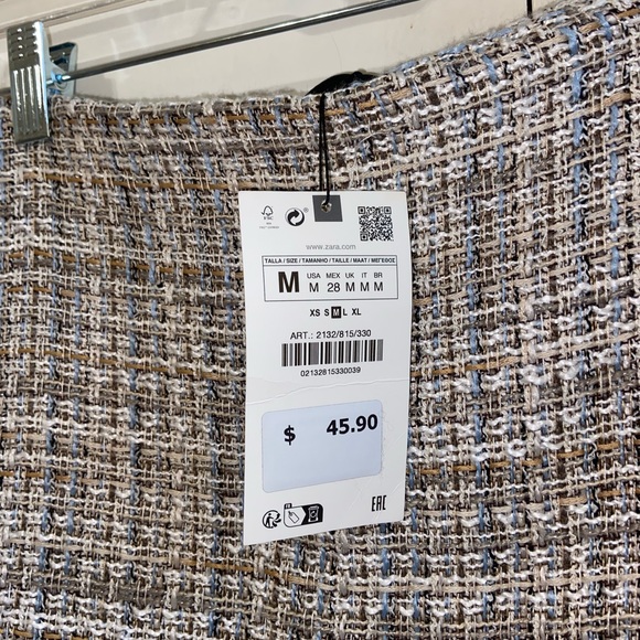 Super cute textured Zara skort size M - Picture 4 of 5